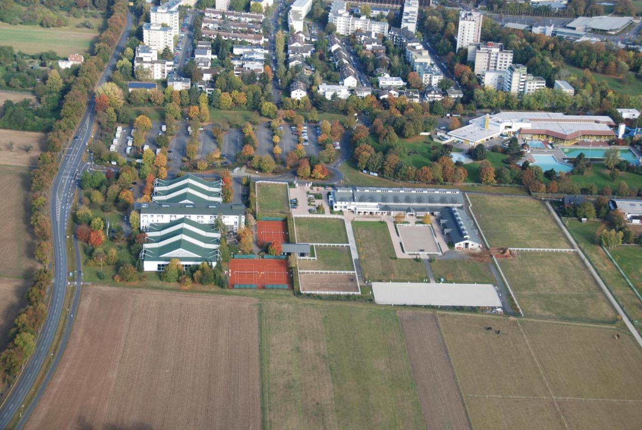 Sportpark Bad Nauheim Hotel Buitenkant foto